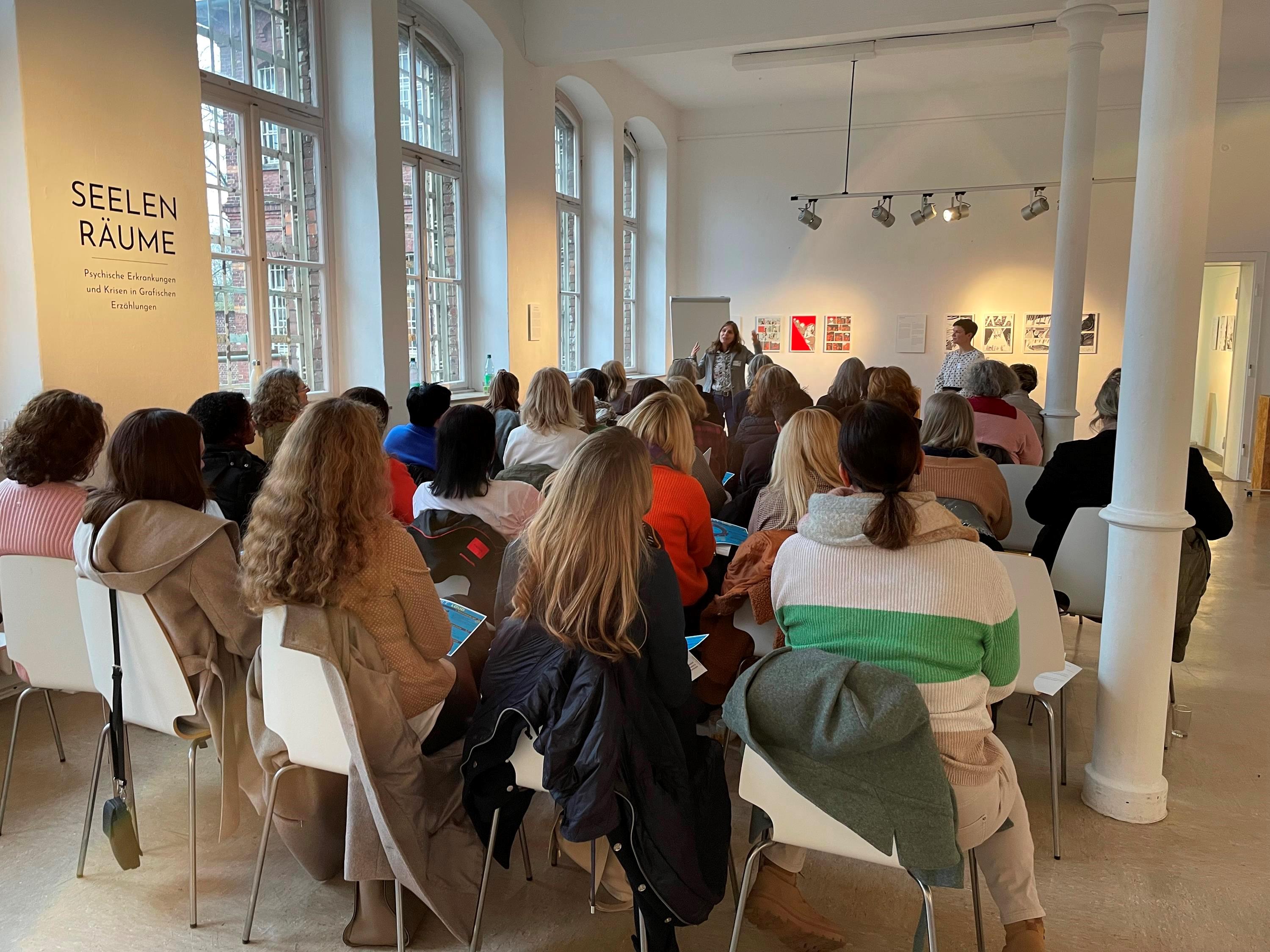 Frauen in Führung in der öffentlichen Verwaltung: Herausforderungen und Lösungsansätze